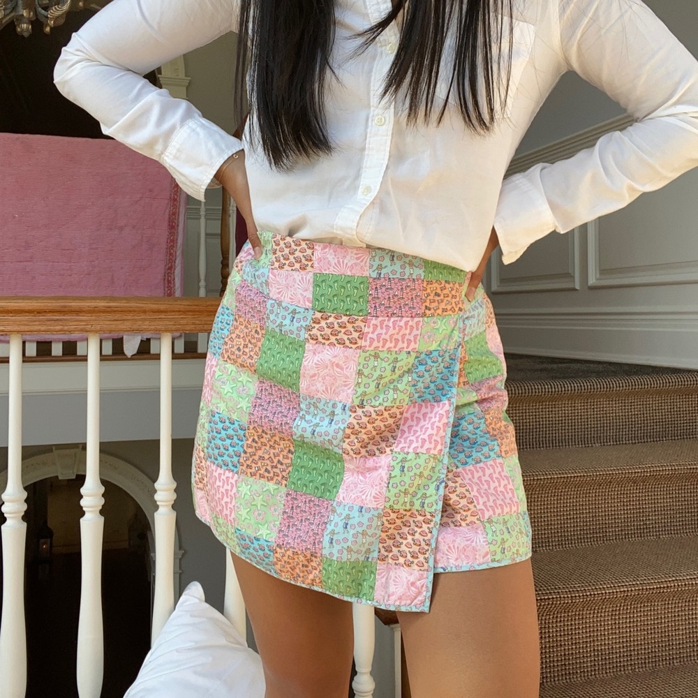 Vineyard vines mini skirt size 4